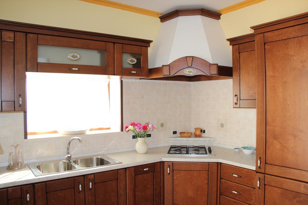 Attico Apartment เชฟาลู ภายนอก รูปภาพ
